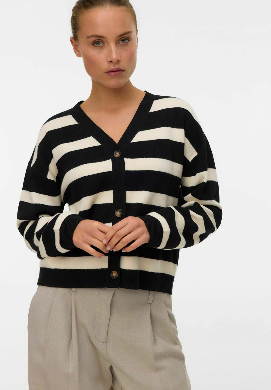 Кардиган Vero Moda VMSABA, Black /Mottled Black
Кардиган Vero Moda VMSABA, Black /Mottled Black