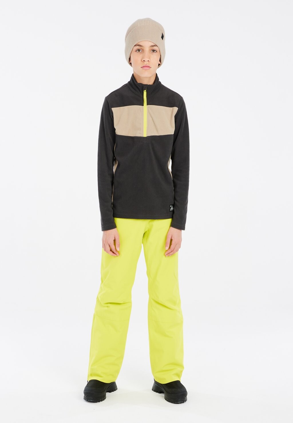 Флисовый джемпер MIDLAYERS 1/4 ZIP Protest, антрацит
Флисовый джемпер MIDLAYERS 1/4 ZIP Protest, антрацит