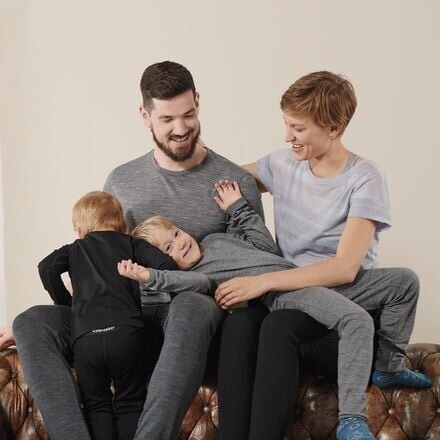 BodyFit 200 Oasis Crew — детский Icebreaker, черный
BodyFit 200 Oasis Crew — детский Icebreaker, черный