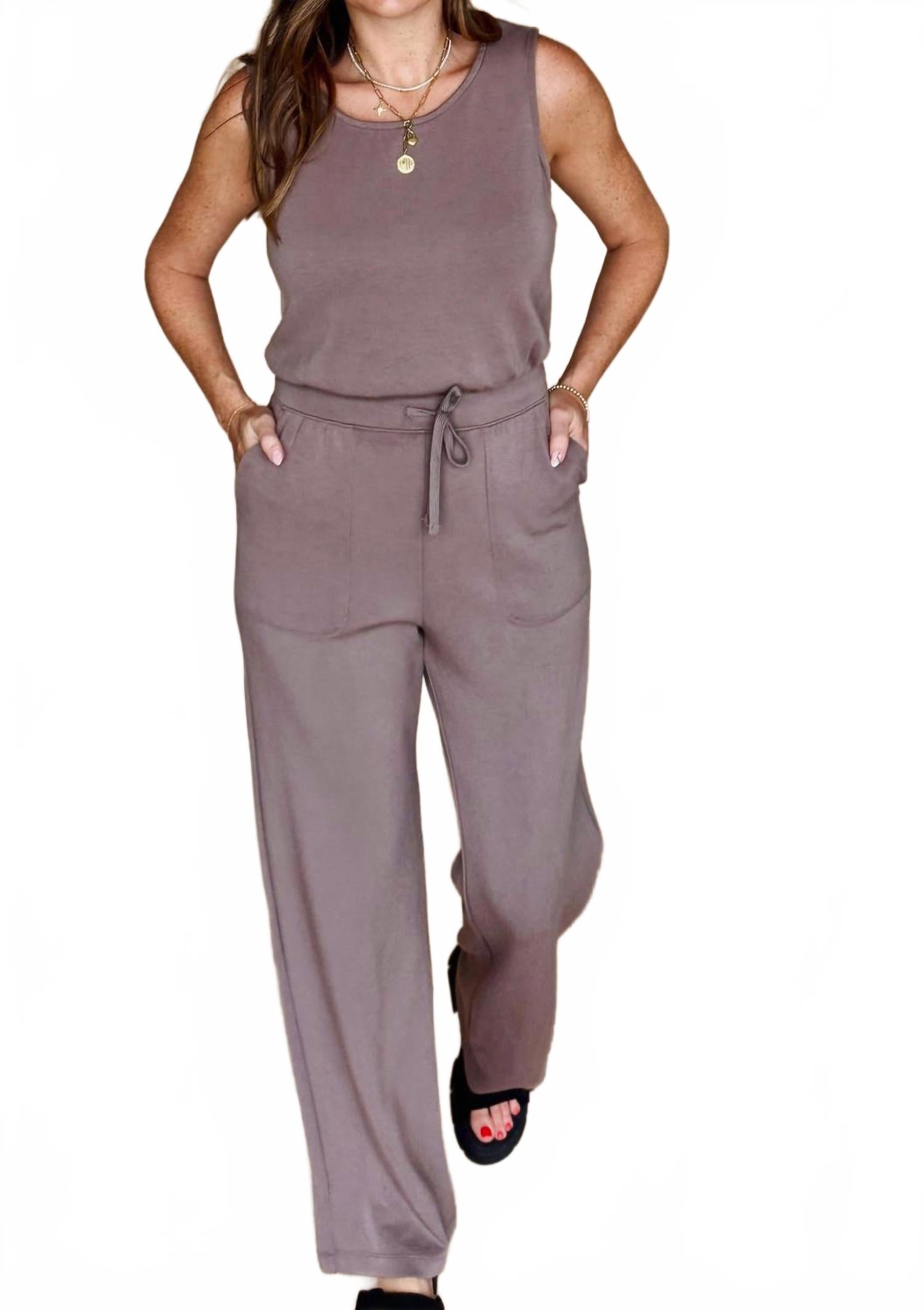 RAE MODE Комбинезон Marissa Modal цвета мокко
RAE MODE Комбинезон Marissa Modal цвета мокко