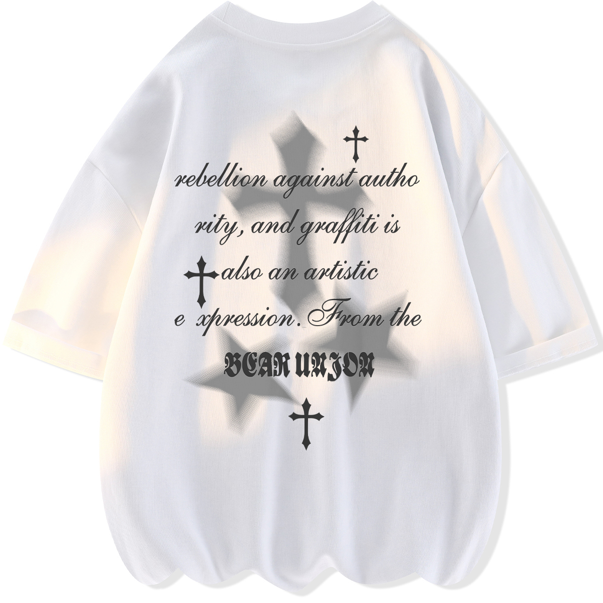 Футболка унисекс BEAR UNION, белая (в комплекте с футболкой такого же стиля темно-синего цвета)
Футболка унисекс BEAR UNION, белая (в комплекте с футболкой такого же стиля темно-синего цвета)