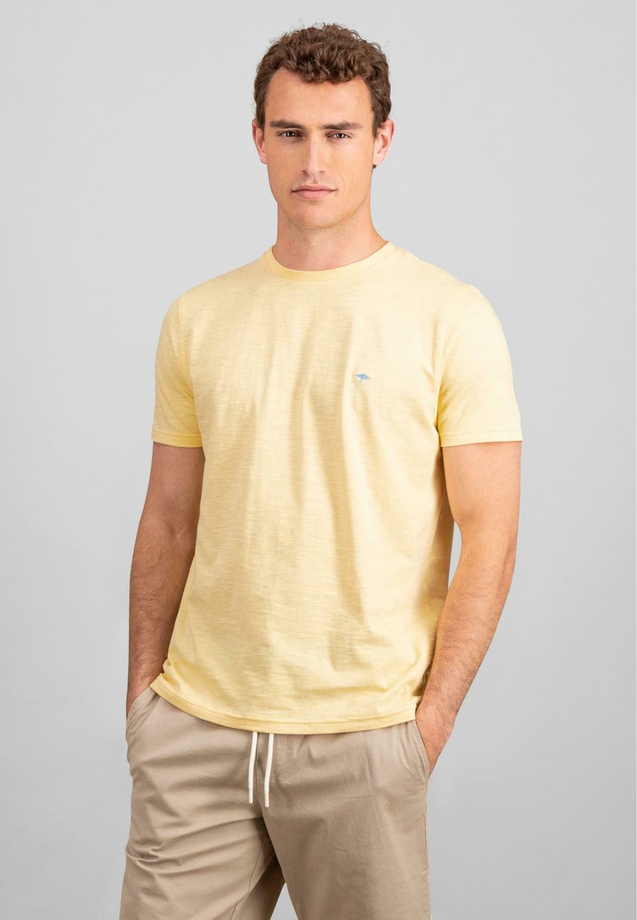 Футболка Fynch-Hatton Basic T-shirt, Pale Yellow/Light Yellow, Желтый, Футболка Fynch-Hatton Basic T-shirt, Pale Yellow/Light Yellow
Футболка Fynch-Hatton Basic T-shirt, Pale Yellow/Light Yellow, Желтый, Футболка Fynch-Hatton Basic T-shirt, Pale Yellow/Light Yellow