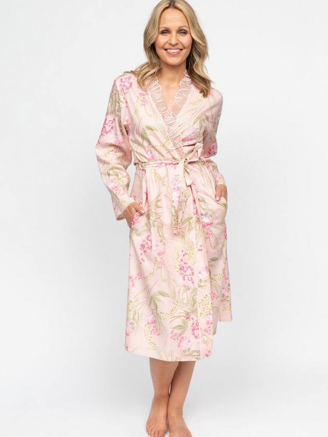 Салли халат миди с цветочными кружевными деталями Nora Rose by Cyberjammies, Peach/Multi
Салли халат миди с цветочными кружевными деталями Nora Rose by Cyberjammies, Peach/Multi