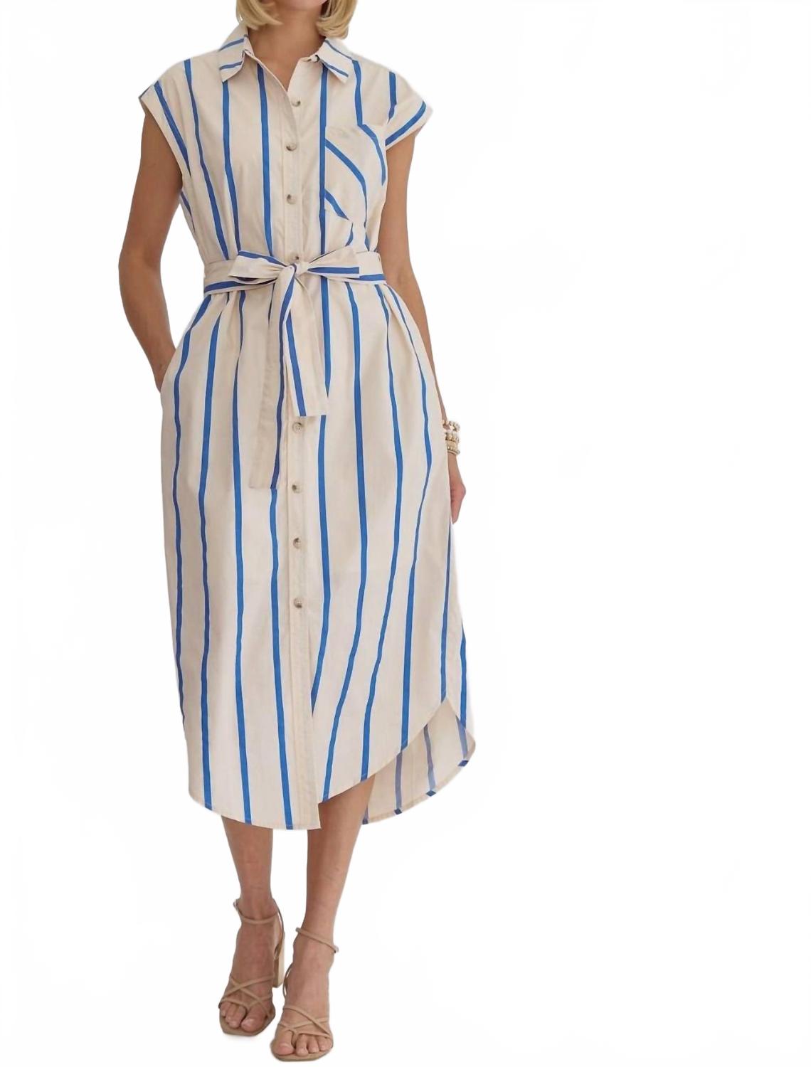 Платье миди в синюю полоску с неоновыми вставками Entro
Платье миди в синюю полоску с неоновыми вставками Entro