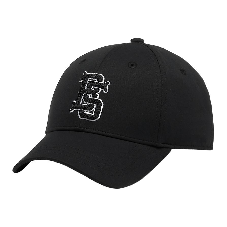 Бейсболка LiNing унисекс черная
Бейсболка LiNing унисекс черная