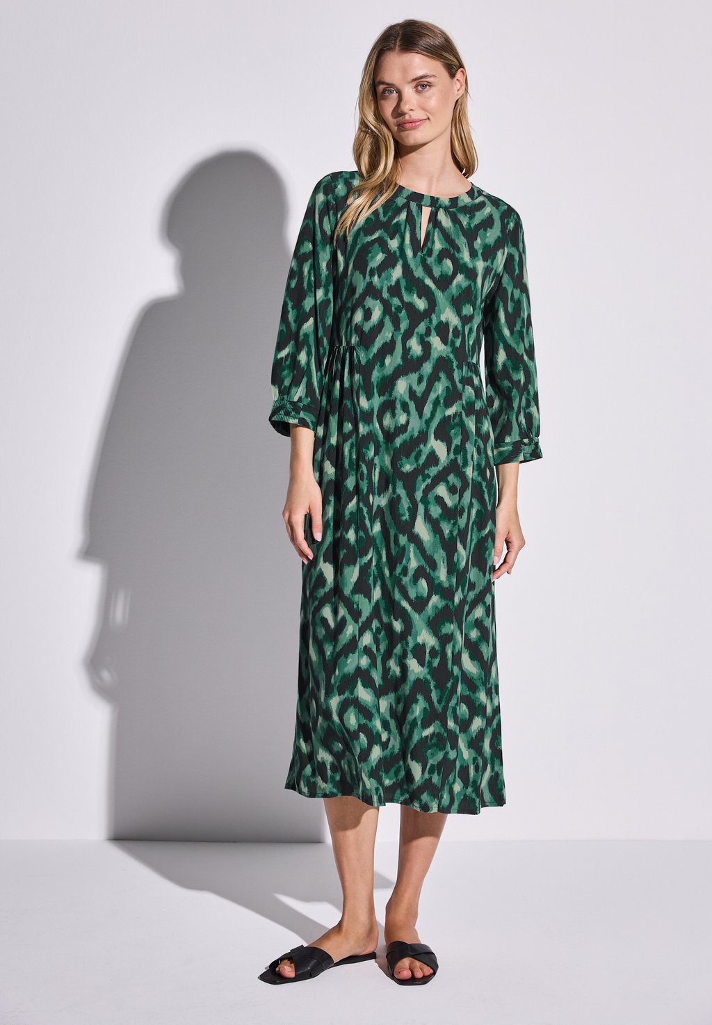 Повседневное платье BEDRUCKTES Street One, цвет Grün
Повседневное платье BEDRUCKTES Street One, цвет Grün