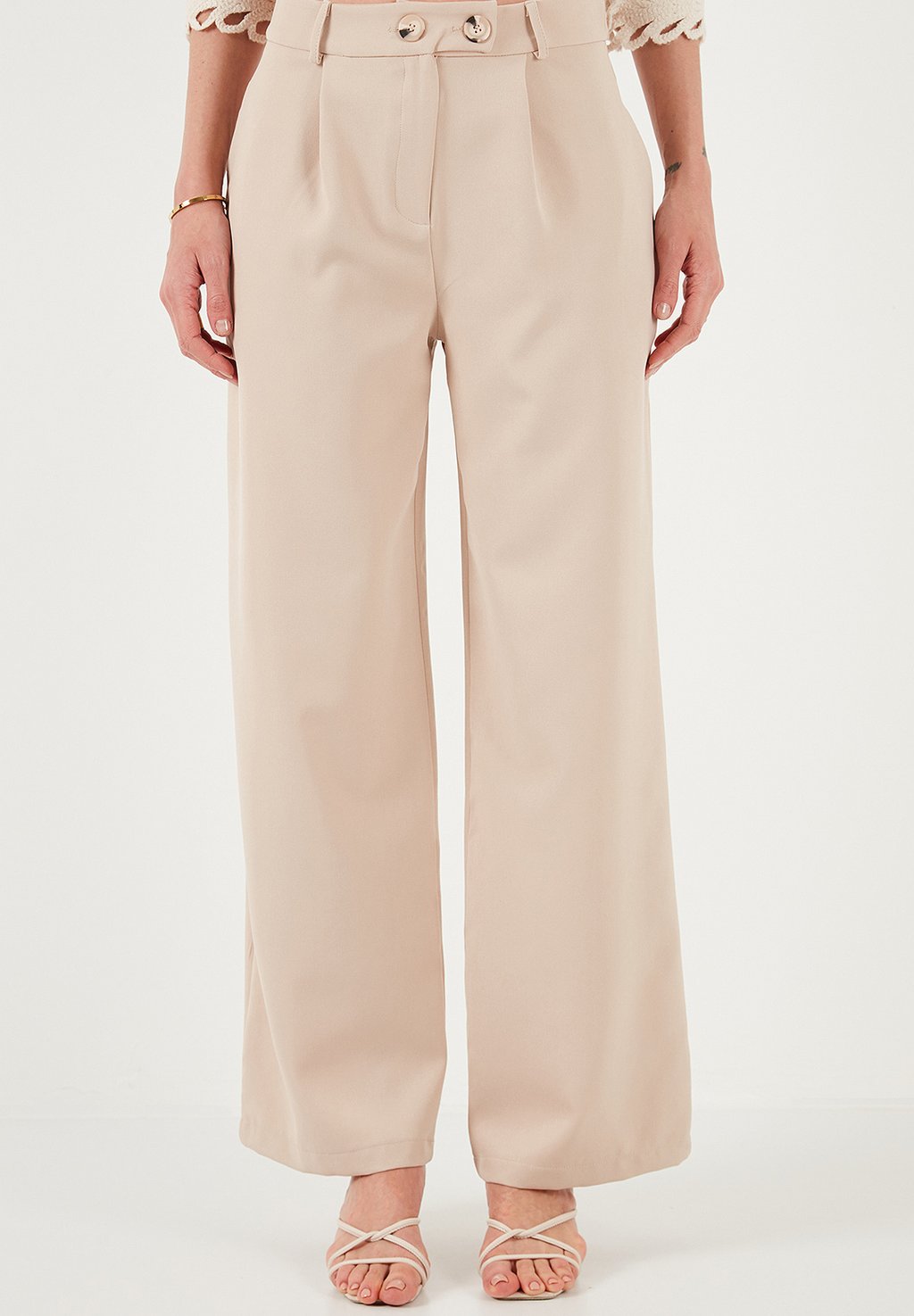 Брюки LELA, цвет Stone
Брюки LELA, цвет Stone