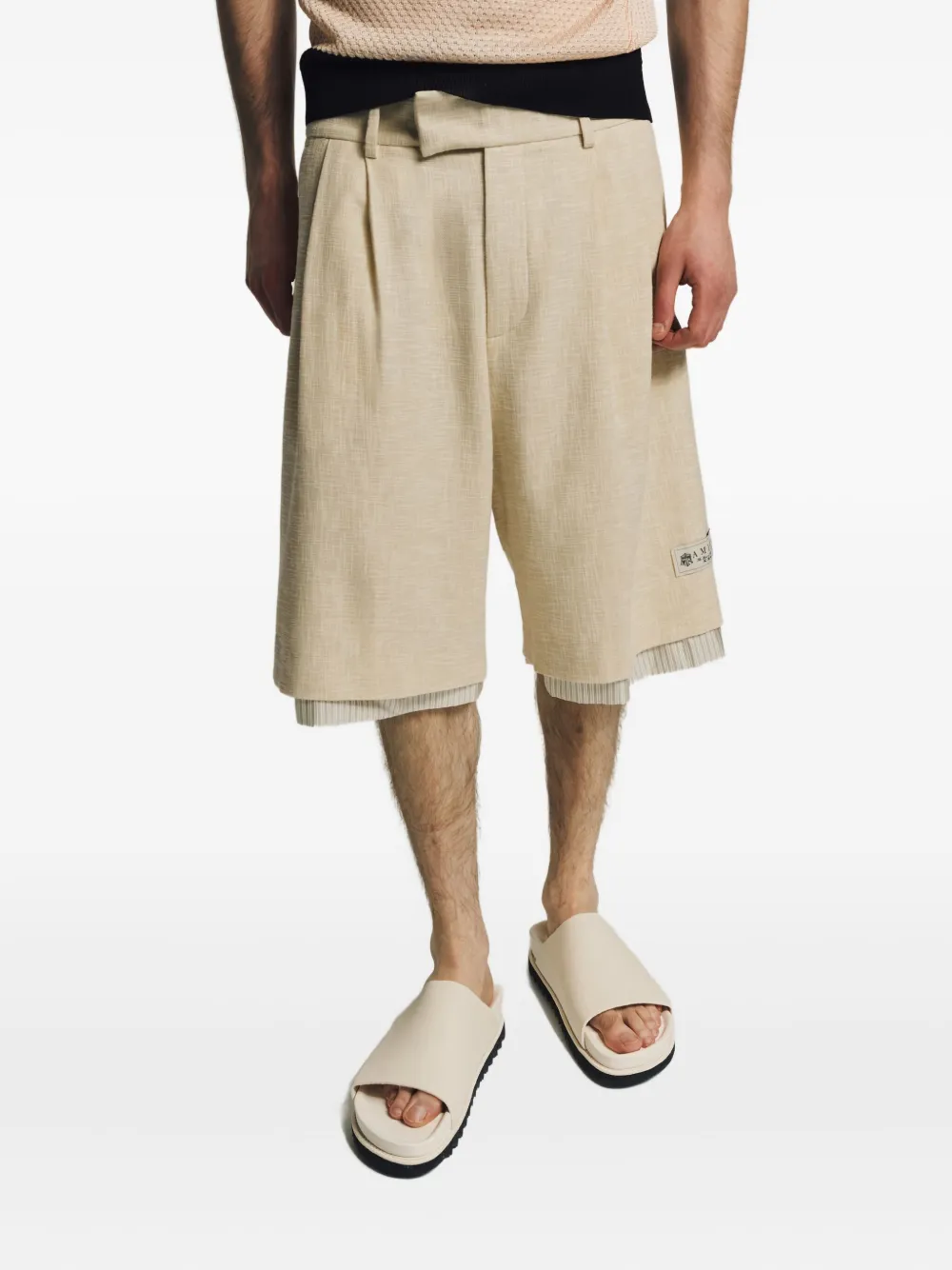 Шорты с многослойными деталями AMIRI, нейтральный
Шорты с многослойными деталями AMIRI, нейтральный