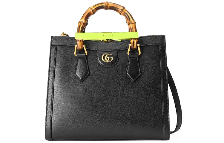 GUCCI Сумка Диана
GUCCI Сумка Диана