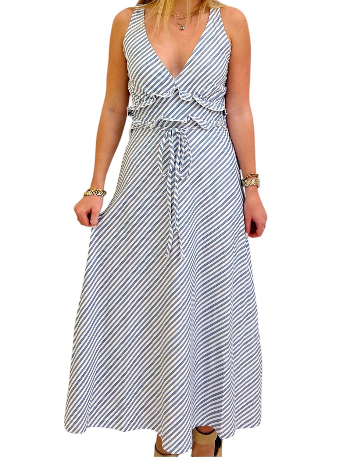 Бирюзовое макси-платье с V-образным вырезом Beryl SMITH & QUINN
Бирюзовое макси-платье с V-образным вырезом Beryl SMITH & QUINN