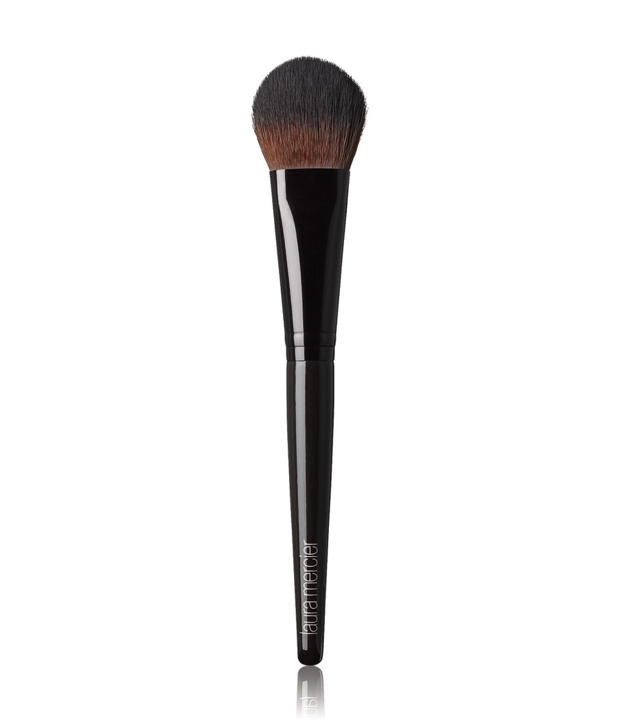 Кисть для пудры LAURA MERCIER Cheek Colour Brush, 1 шт.
Кисть для пудры LAURA MERCIER Cheek Colour Brush, 1 шт.