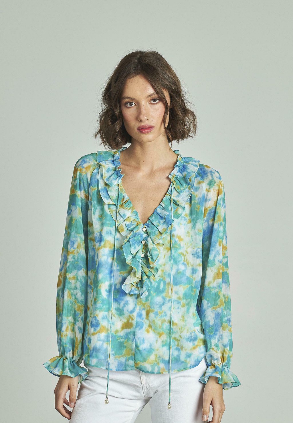 Блуза VOLANTES Alma en Pena, бирюзовый
Блуза VOLANTES Alma en Pena, бирюзовый