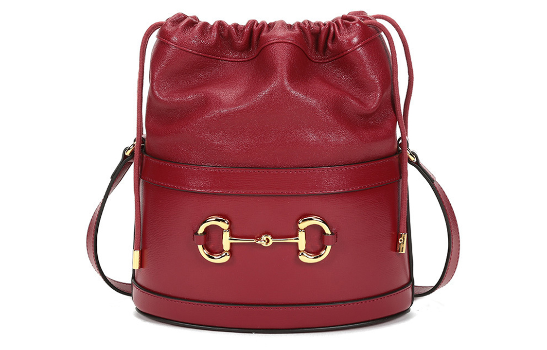 GUCCI Кожаная сумка ведро через плечо красная
GUCCI Кожаная сумка ведро через плечо красная