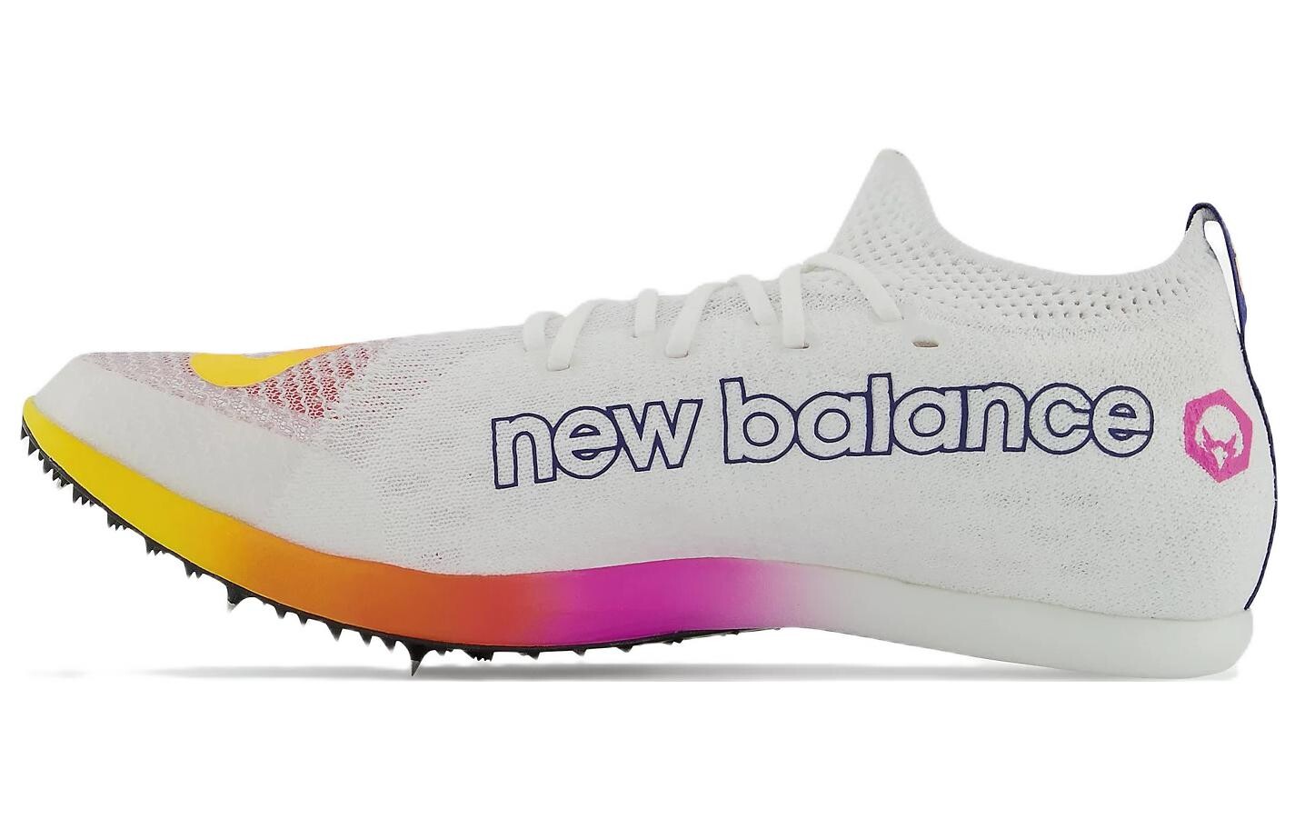 Кроссовки New Balance NB FuelCell унисекс
Кроссовки New Balance NB FuelCell унисекс