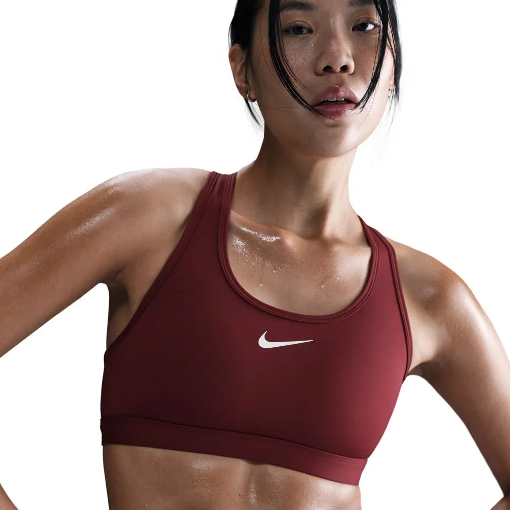 Спортивный бюстгальтер Nike Swoosh Medium Impact Sports Bra, красный
Спортивный бюстгальтер Nike Swoosh Medium Impact Sports Bra, красный