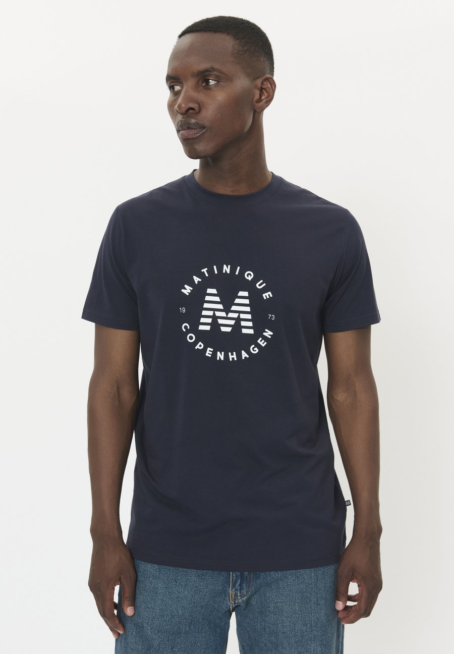 Футболка Matinique LOGO, Dark Navy/Dark Blue, Синий, Футболка Matinique LOGO, Dark Navy/Dark Blue
Футболка Matinique LOGO, Dark Navy/Dark Blue, Синий, Футболка Matinique LOGO, Dark Navy/Dark Blue