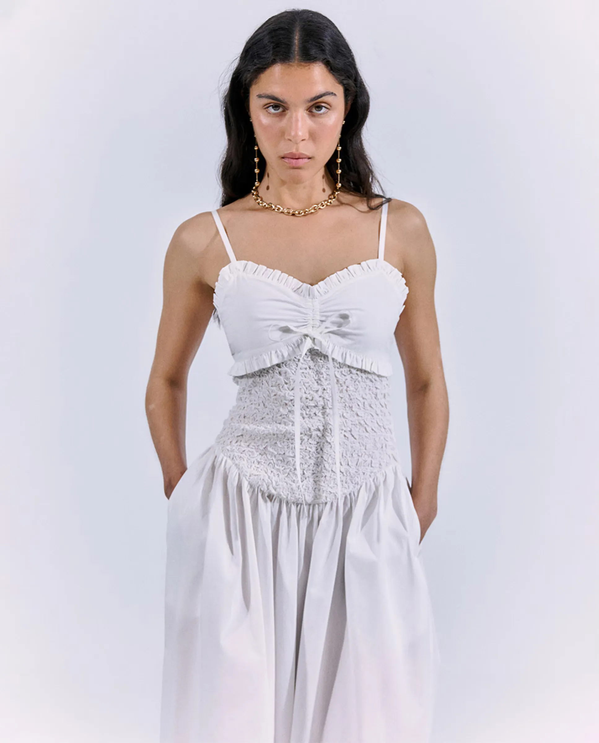 Платье на бретелях Sfera, белый
Платье на бретелях Sfera, белый