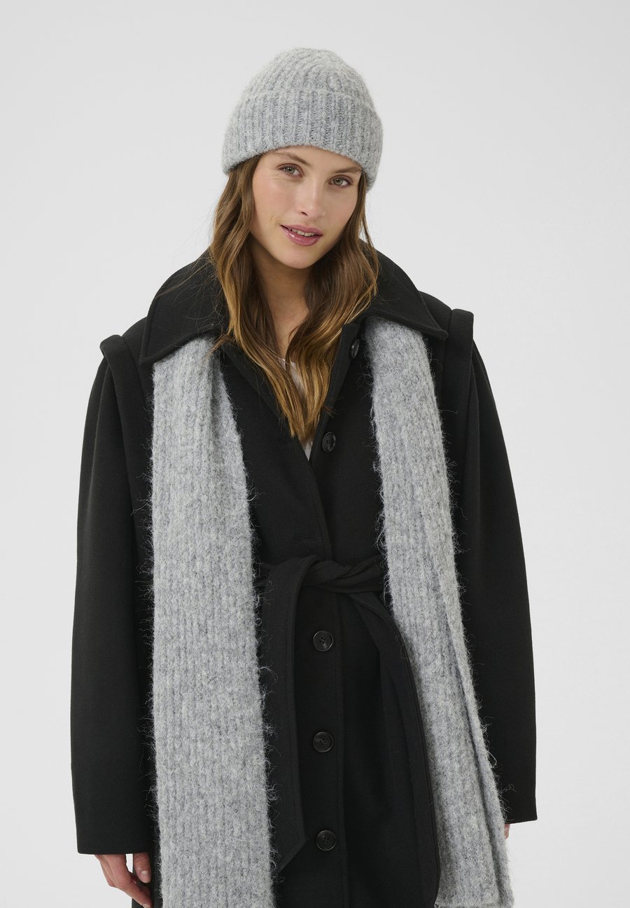 Шапка Kaffe KAhenry Knitted hood, Grey Melange/Grey
Шапка Kaffe KAhenry Knitted hood, Grey Melange/Grey