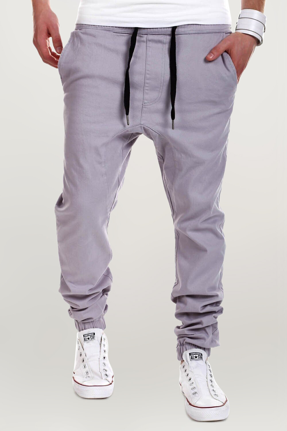 Тканевые брюки behype Chino LUKE, серый
Тканевые брюки behype Chino LUKE, серый