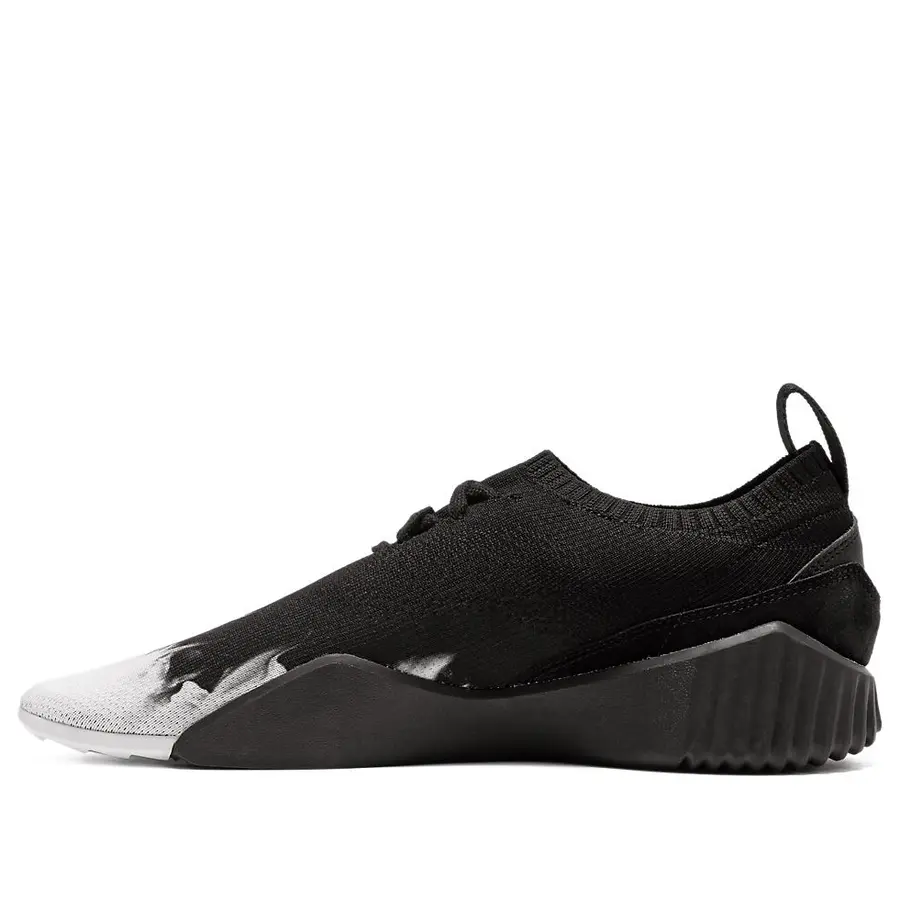 Кроссовки Onitsuka Tiger Acromount Knit 'Flames', черный
Кроссовки Onitsuka Tiger Acromount Knit 'Flames', черный