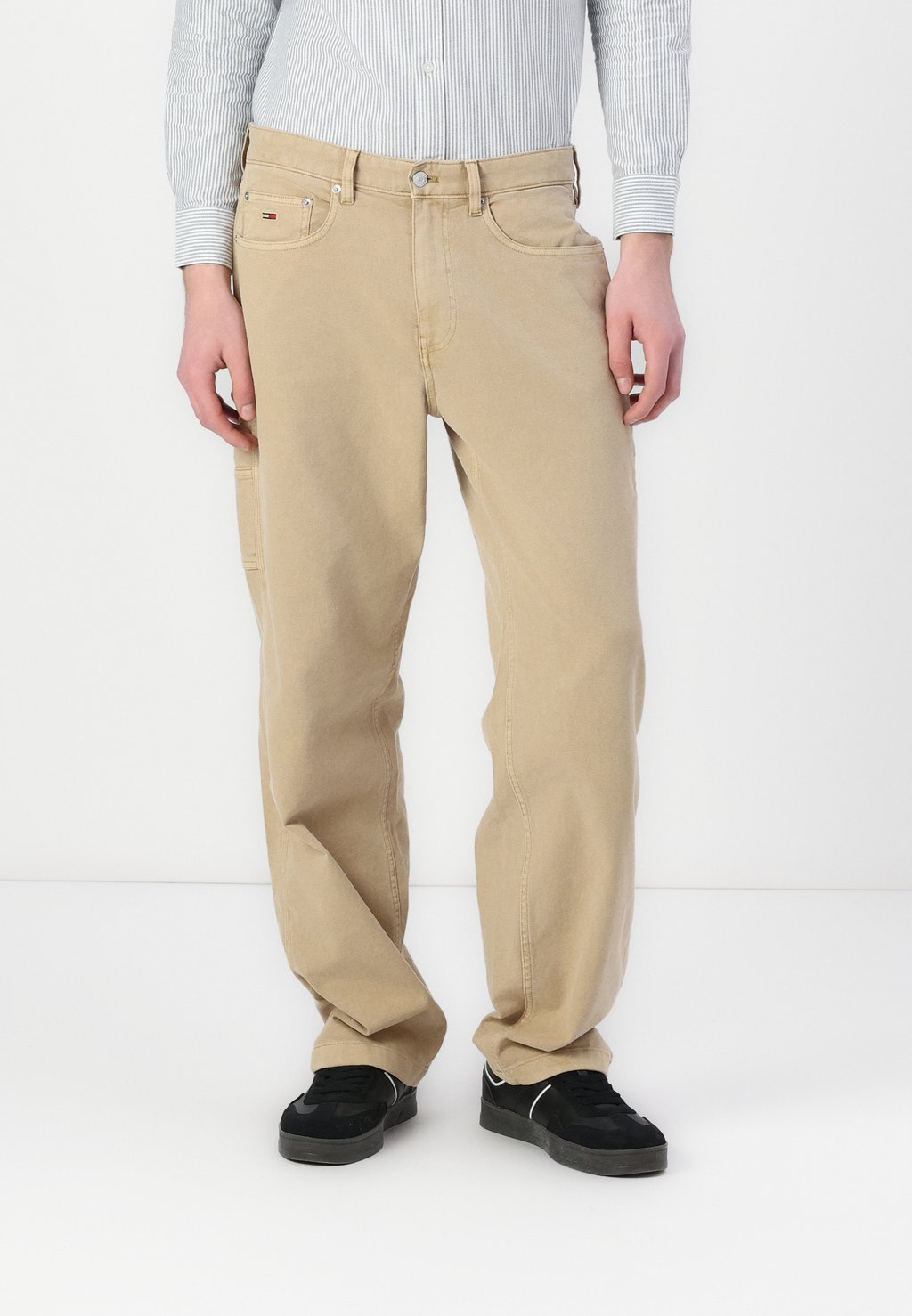 Брюки карго JAIMIE CARPENTER PANT Tommy Jeans, бежевый
Брюки карго JAIMIE CARPENTER PANT Tommy Jeans, бежевый