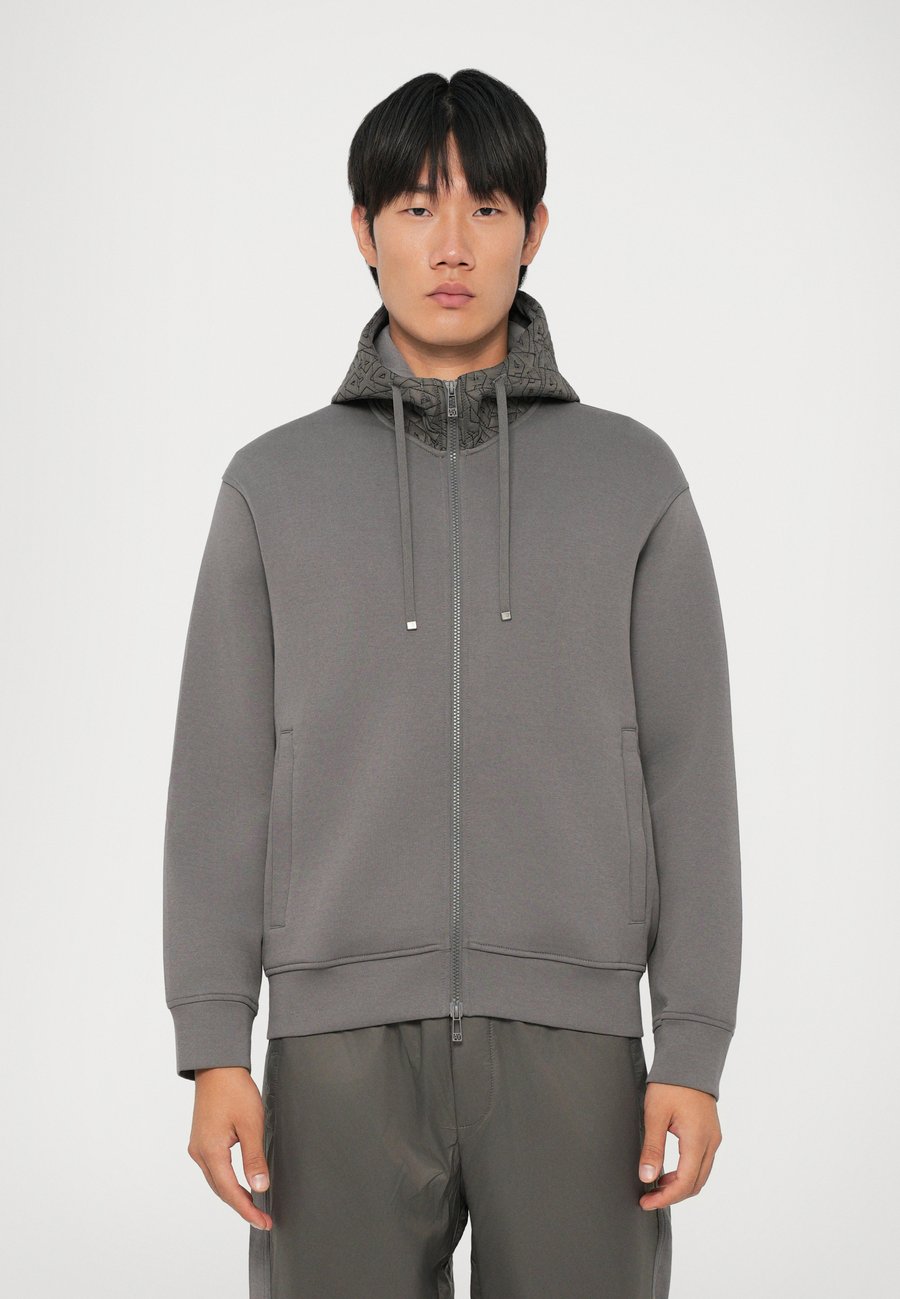 Толстовка Armani Exchange Zip-up sweatshirt, Dark Gull Gray/Dark Grey
Толстовка Armani Exchange Zip-up sweatshirt, Dark Gull Gray/Dark Grey