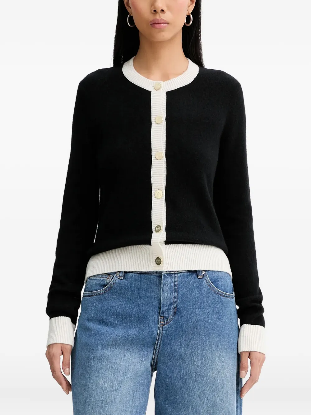 Кашемировый кардиган From Future, черный
Кашемировый кардиган From Future, черный