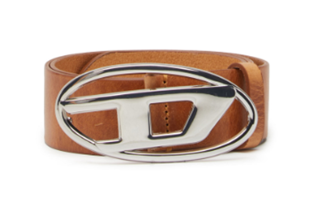 Ремень с бляшкой и пряжкой DIESEL Logo Plaque
Ремень с бляшкой и пряжкой DIESEL Logo Plaque