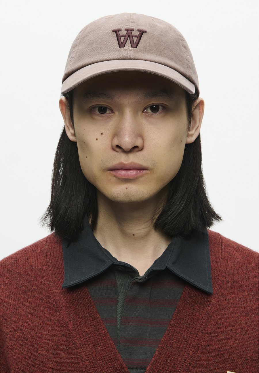 Бейсболка DOUBLE A BY W.W. Cap, Fallen Rock/Light Brown
Бейсболка DOUBLE A BY W.W. Cap, Fallen Rock/Light Brown