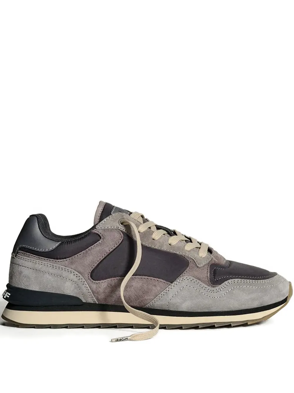 Кроссовки City Berlin с панелями и шнуровкой, подошва 30 мм Hoff, серый
Кроссовки City Berlin с панелями и шнуровкой, подошва 30 мм Hoff, серый