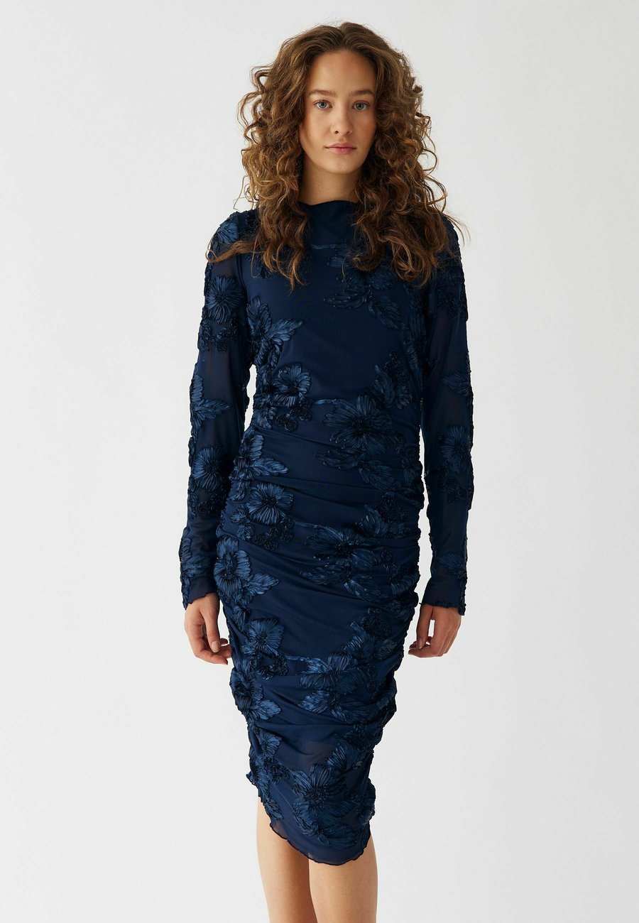 Платье Noella LAVINIA, Navy/Dark Blue
Платье Noella LAVINIA, Navy/Dark Blue