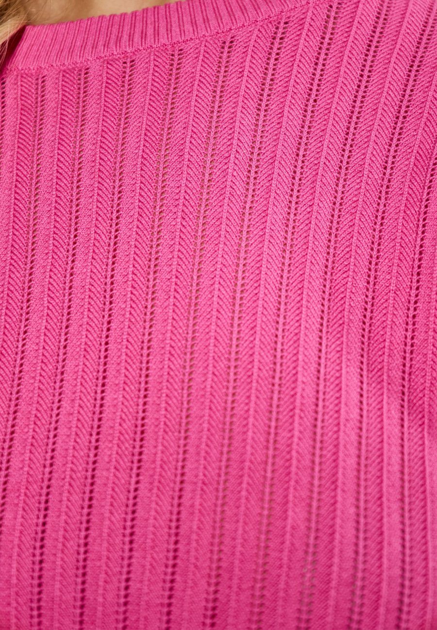 Джемпер myMo CO-BRANDED WITH EBEEZA, Pink
Джемпер myMo CO-BRANDED WITH EBEEZA, Pink