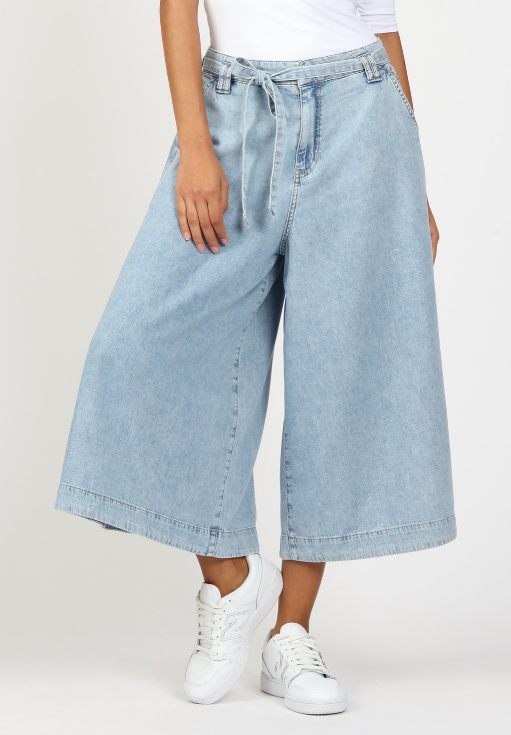 Мешковатые джинсы Gang, цвет Random Lightblue
Мешковатые джинсы Gang, цвет Random Lightblue