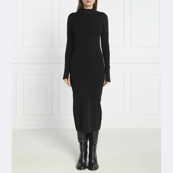 Платье Patrizia Pepe, черный
Платье Patrizia Pepe, черный