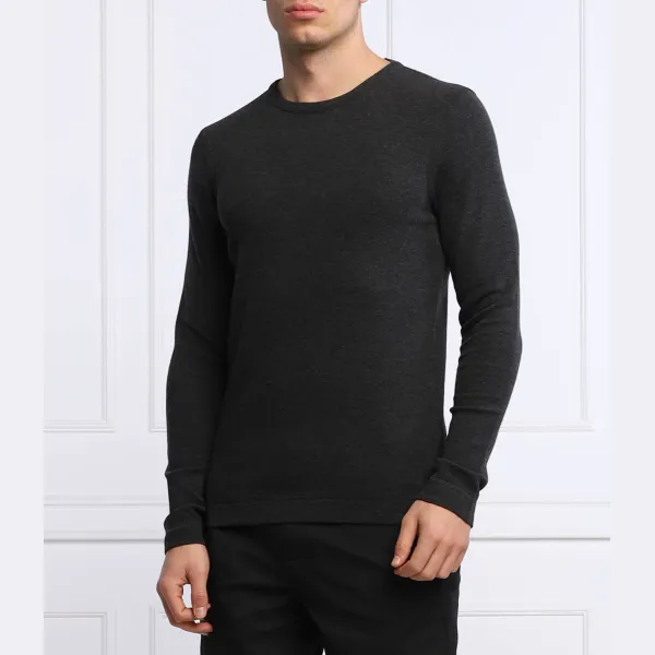 Свитер узкого кроя Tempest Boss, черный
Свитер узкого кроя Tempest Boss, черный