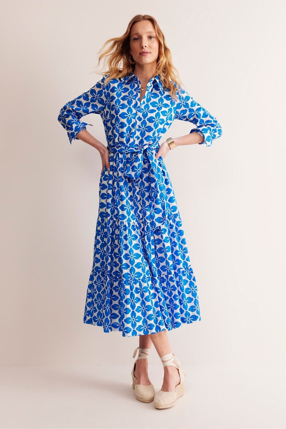 Платье рубашка миди из хлопка Flo Boden, синий
Платье рубашка миди из хлопка Flo Boden, синий