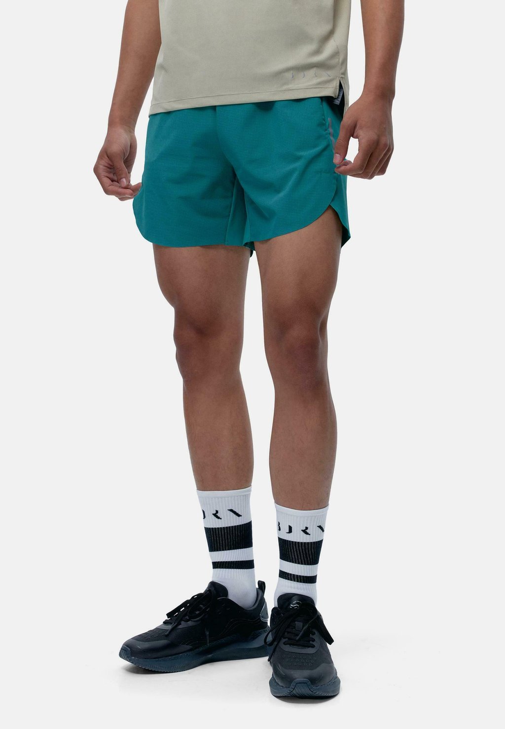 Спортивные шорты SOUSS Born Living Yoga, зеленый
Спортивные шорты SOUSS Born Living Yoga, зеленый