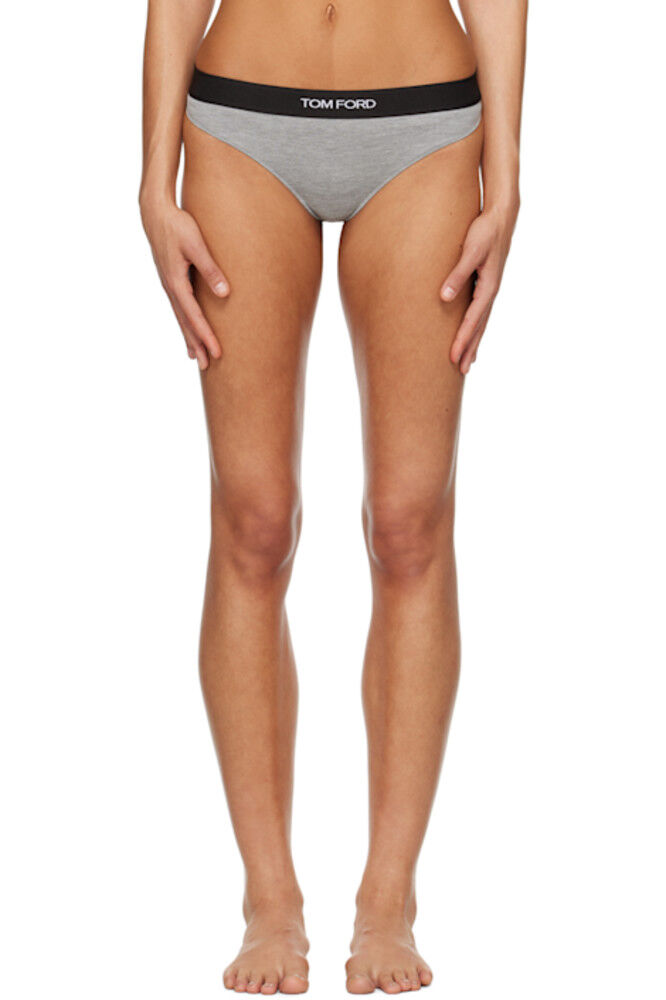 Серые фирменные стринги TOM FORD
Серые фирменные стринги TOM FORD
