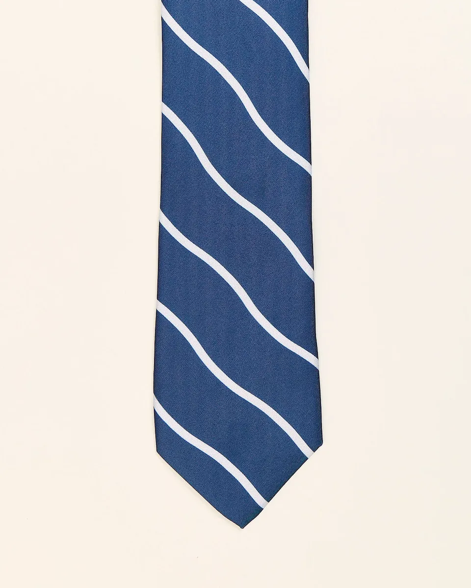 Мужской галстук с узором «волна» чернильно-синего цвета PuroEgo, синий
Мужской галстук с узором «волна» чернильно-синего цвета PuroEgo, синий