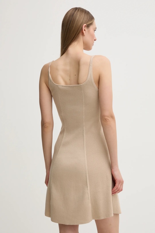 Платье Calvin Klein Jeans, бежевый
Платье Calvin Klein Jeans, бежевый