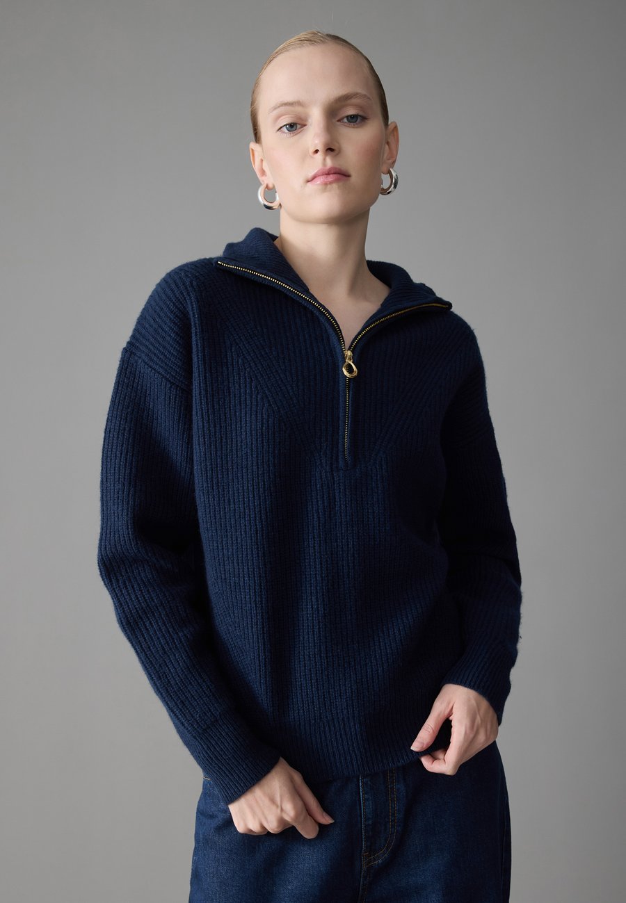 Джемпер Zign Studio Jumper, Navy Blazer/Dark Blue
Джемпер Zign Studio Jumper, Navy Blazer/Dark Blue