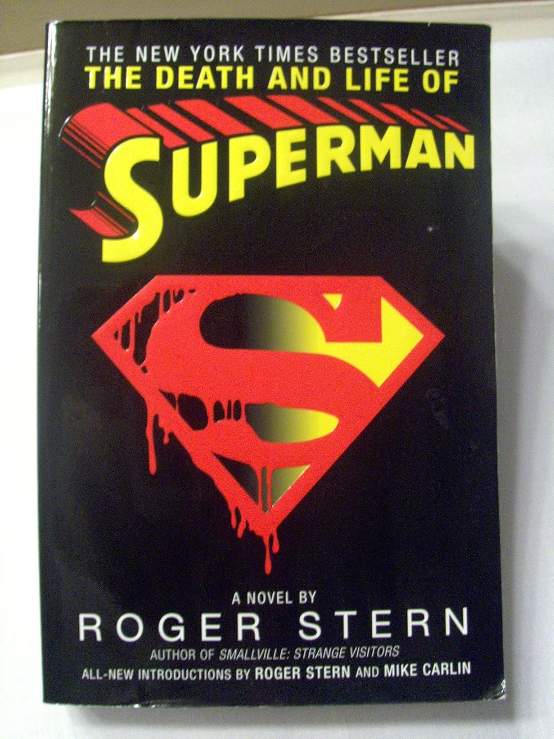 The Death And Life Of Superman (Barnes & Noble)
The Death And Life Of Superman (Barnes & Noble)