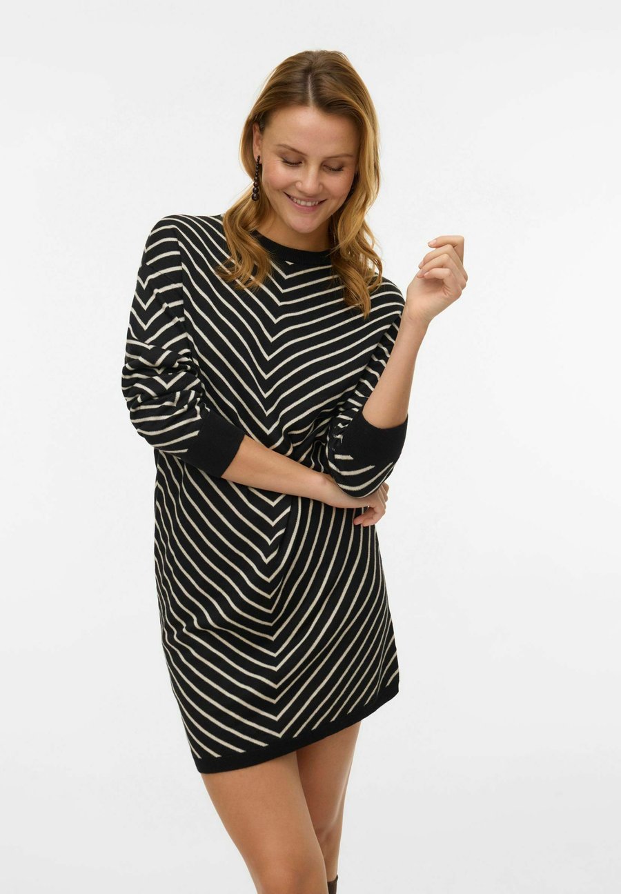 Платье Vero Moda VMCAPRICORN KURZES, Black
Платье Vero Moda VMCAPRICORN KURZES, Black