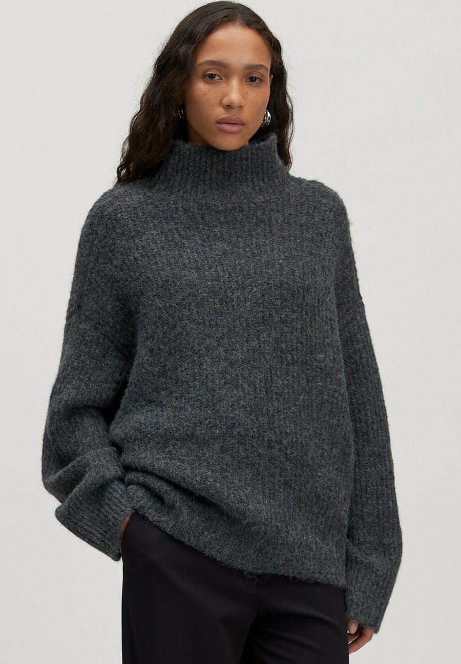 Джемпер EDITED BETH, Graumeliert/Grey
Джемпер EDITED BETH, Graumeliert/Grey