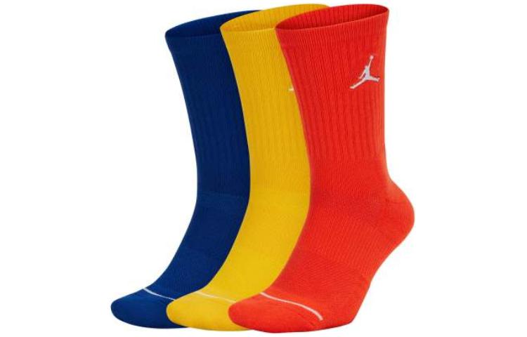 Мужские высокие носки Jordan, набор 3 пары (синий/жёлтый/красный)
Мужские высокие носки Jordan, набор 3 пары (синий/жёлтый/красный)