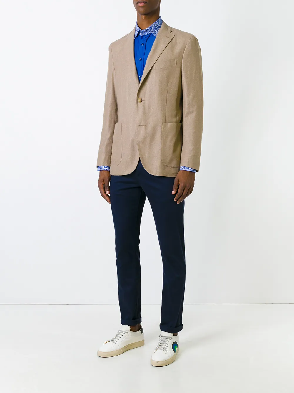 Блейзер с передними карманами Boglioli, нейтральный
Блейзер с передними карманами Boglioli, нейтральный