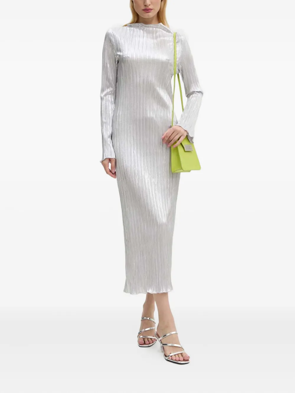 Плиссированное платье с длинными рукавами NEVER FULLY DRESSED, серебряный
Плиссированное платье с длинными рукавами NEVER FULLY DRESSED, серебряный