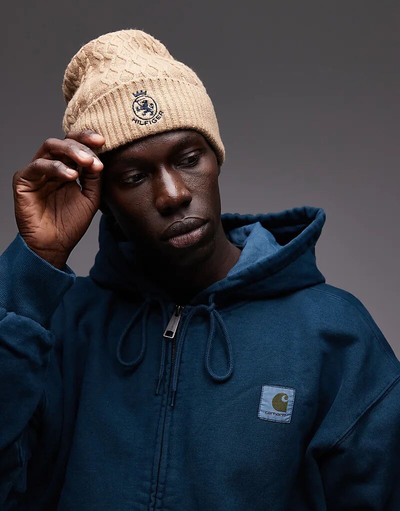 Вязаная шапка-бини с логотипом Tommy Hilfiger бежевого цвета
Вязаная шапка-бини с логотипом Tommy Hilfiger бежевого цвета