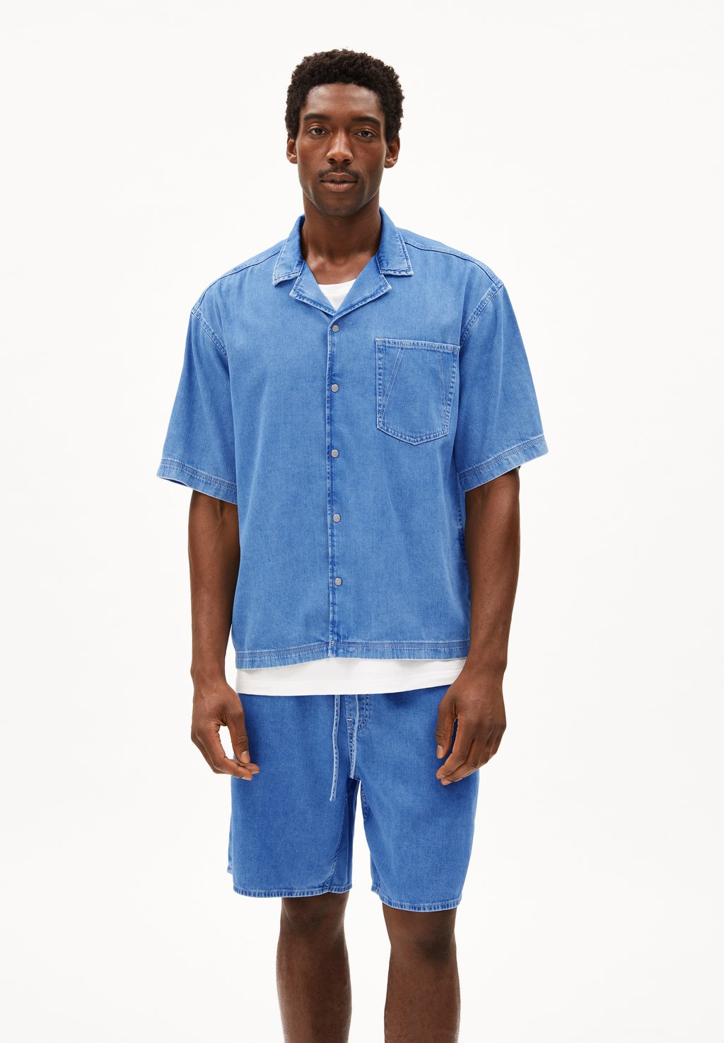 Рубашка BOWLAAS ARMEDANGELS, светло-голубой
Рубашка BOWLAAS ARMEDANGELS, светло-голубой