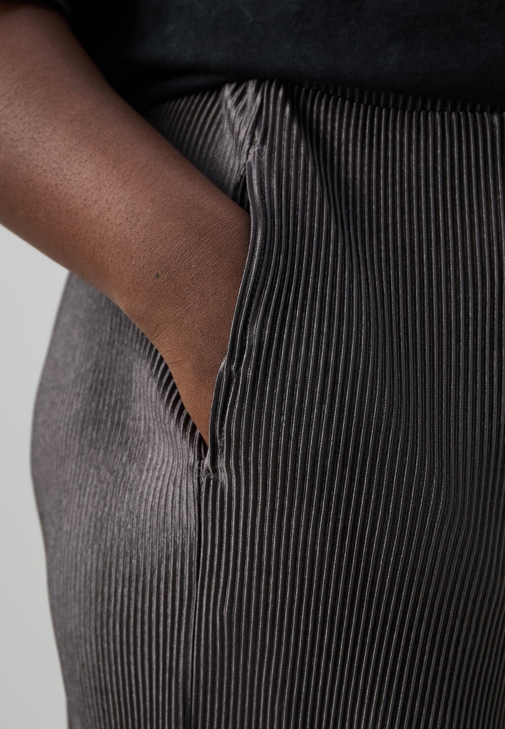 Брюки CARTERA LIFE WIDE PANTS ONLY Carmakoma, темно-серый
Брюки CARTERA LIFE WIDE PANTS ONLY Carmakoma, темно-серый